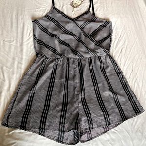 NWT Vintage USA Silky Sleeveless Jumpsuit Romper